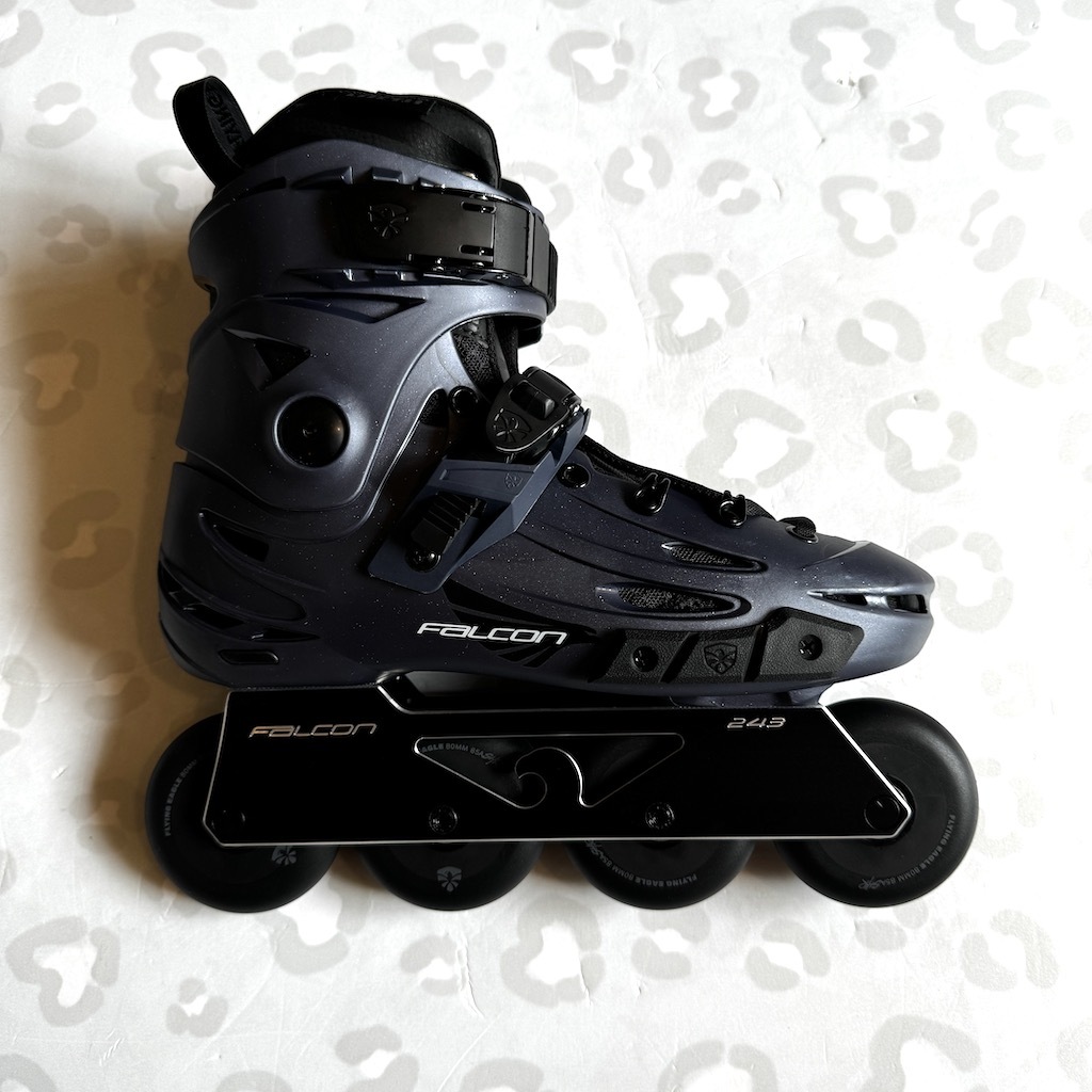 FLYING EAGLE - Navy F6S Pro Urban Inline Skates