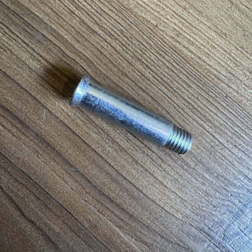 BLANK - One Sided 8mm Axle for Inline Skates