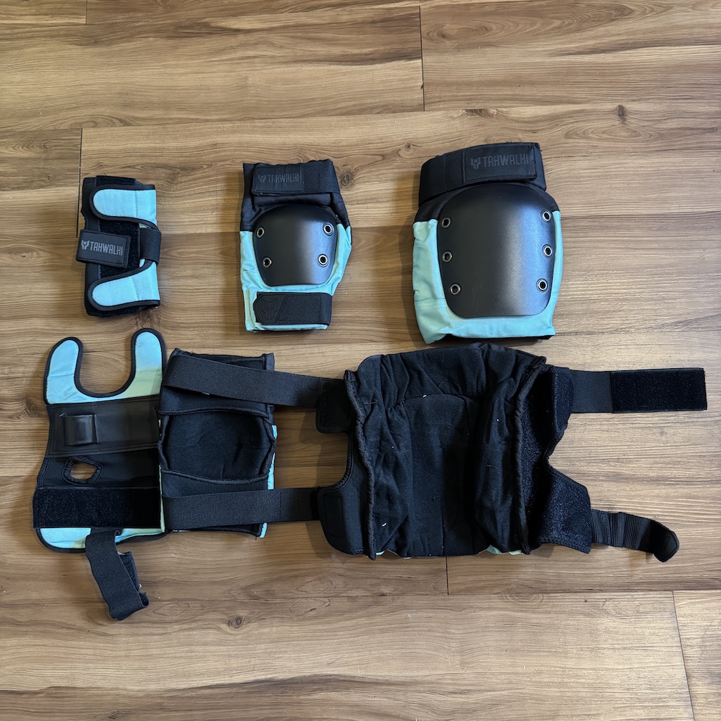 TAWALHI - Blue Park Tripack Padset