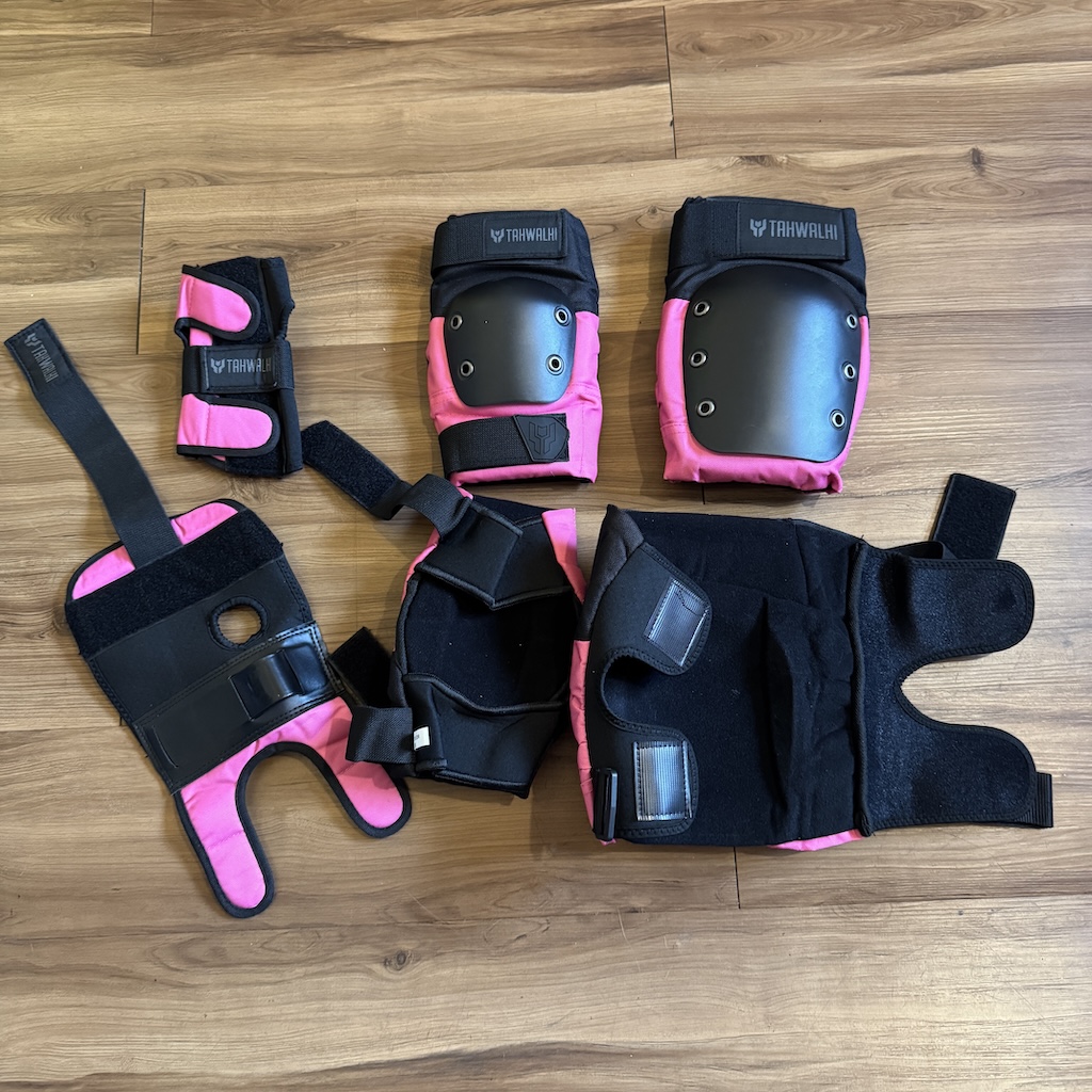 TAWALHI - Pink Park Tripack Padset