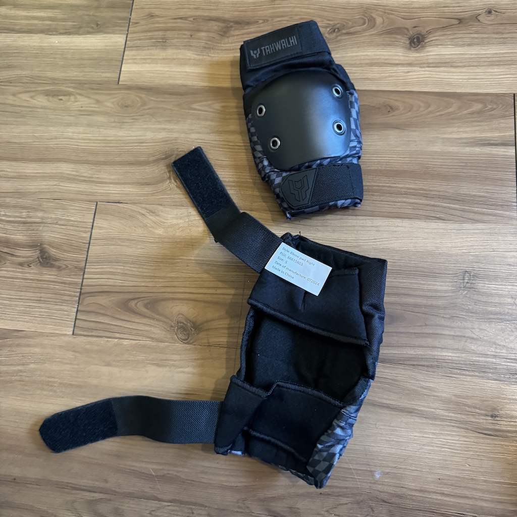 TAWALHI - Black Dazzle Park Tripack Padset