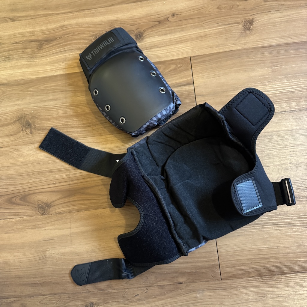 TAWALHI - Black Dazzle Park Tripack Padset