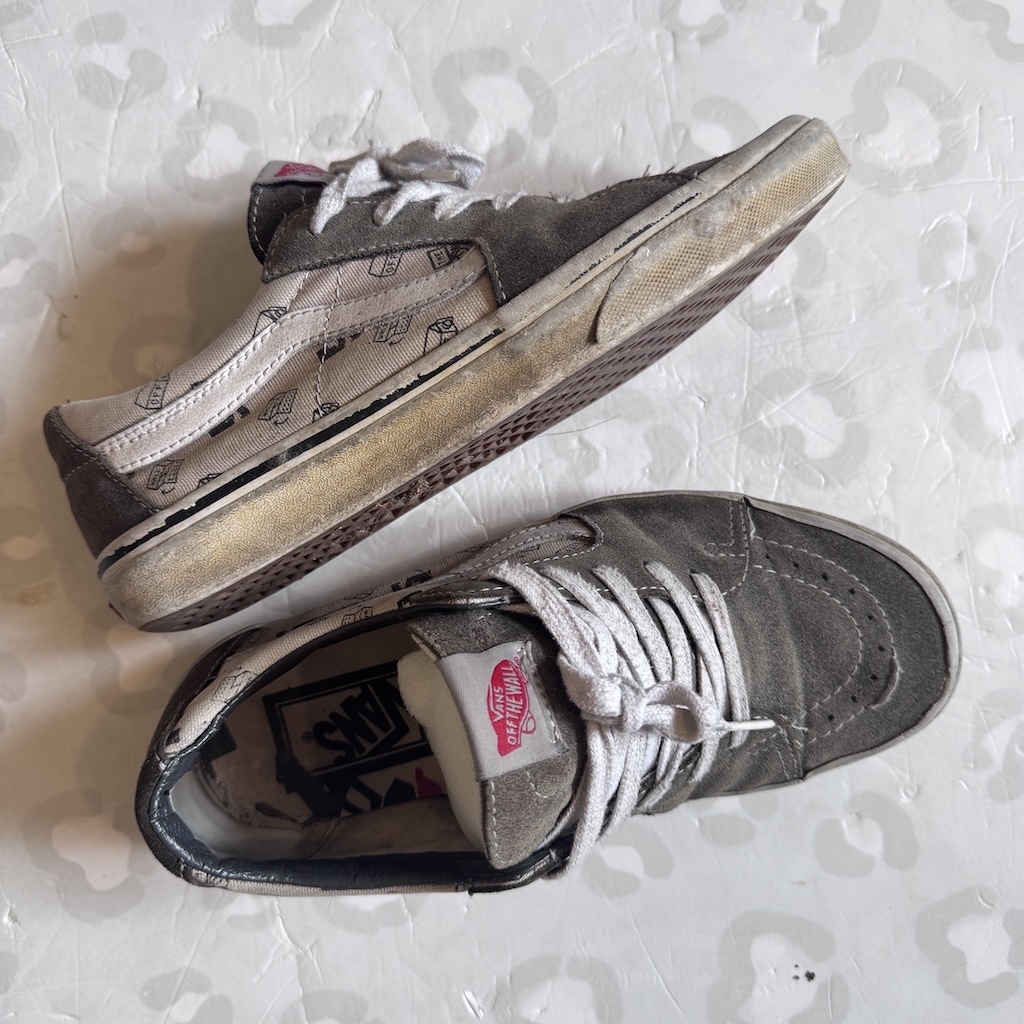VANS - Grey Old Skool Shoes (US8 / USED) 