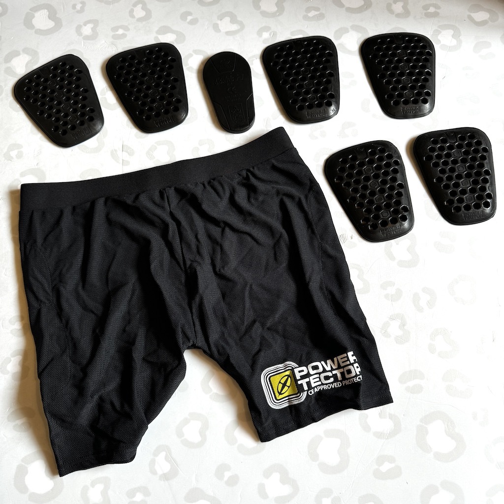POWERTECTOR - Protective Shorts 