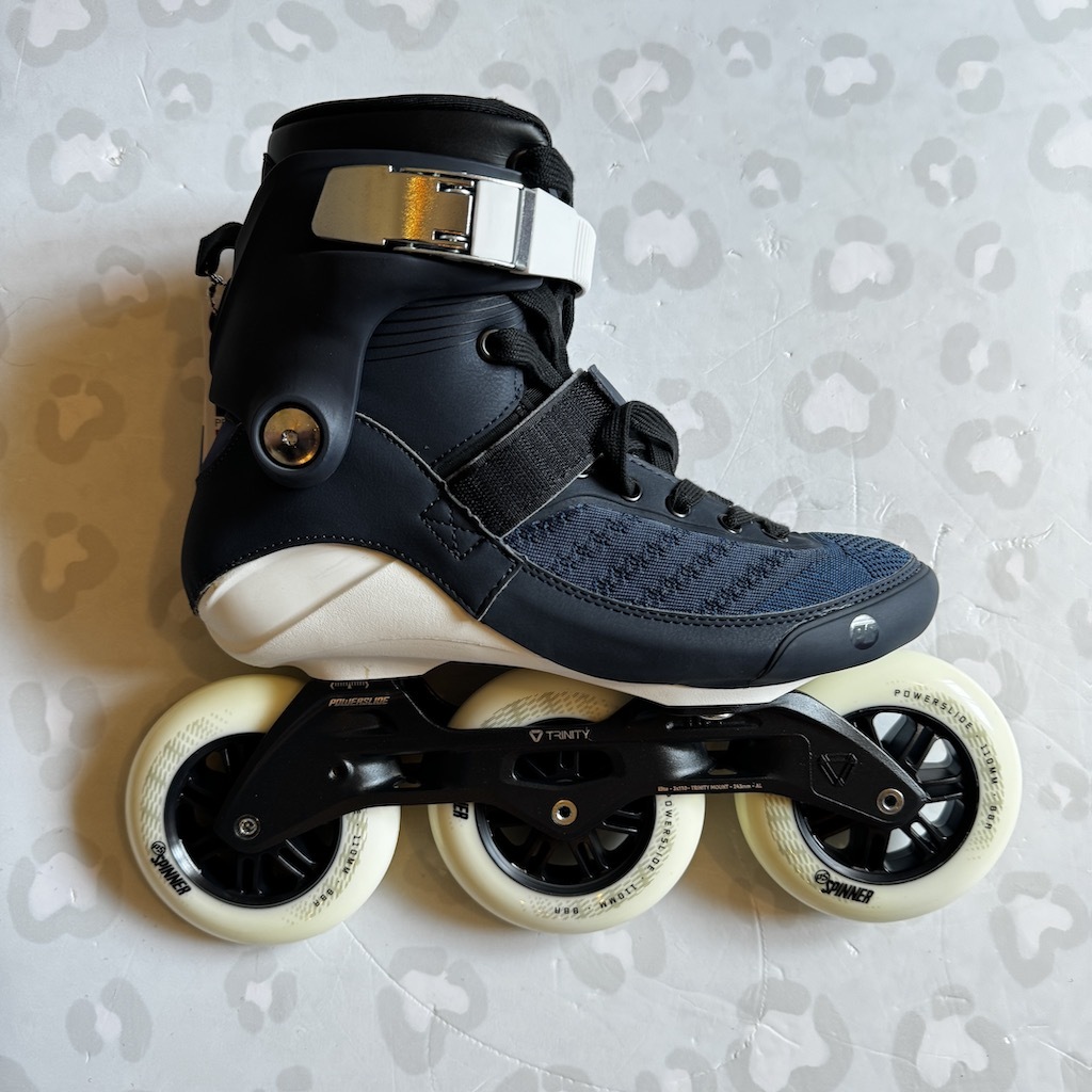 POWERSLIDE - Swell Navy 110 Fitness Inline Skates (Black Frameset)