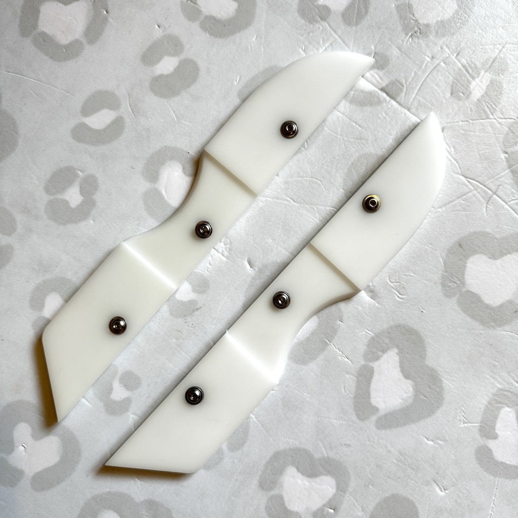 SLIQX - Black / White Sliders for USD Aeon Aggressive Inline Skates