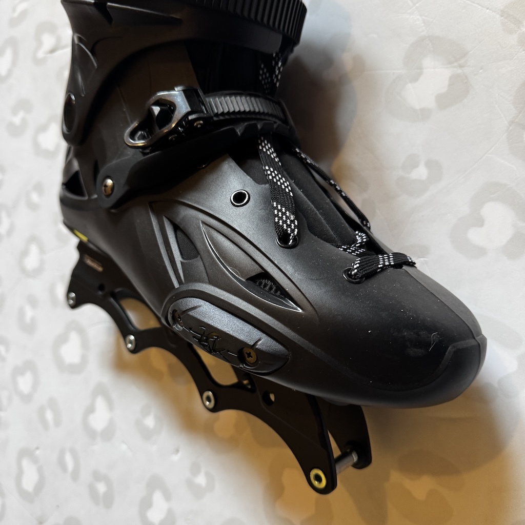 POWERSLIDE - Yellow Imperial Urban Inline Skate Boot + Frame (EU45-46 / RIGHT ONLY)