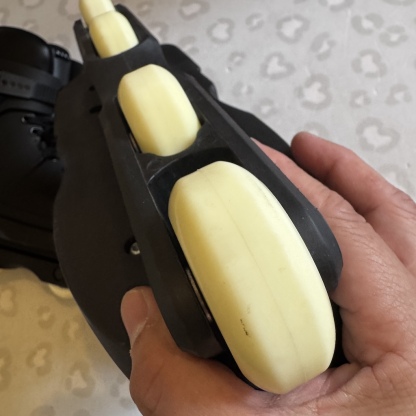 THEM - Black 909 Aggressive Inline Skates (L / USED)
