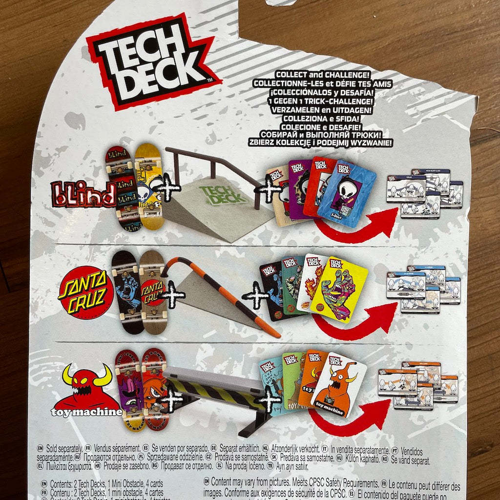 TECH DECK - Toy Machine Versus Fingerboards & Obstacle Set