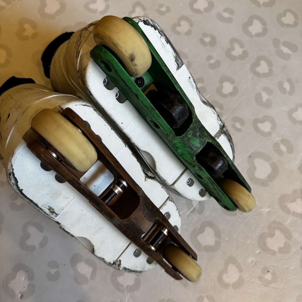 ROCES - White 5th Element Aggressive Inline Skates (US7 / USED)