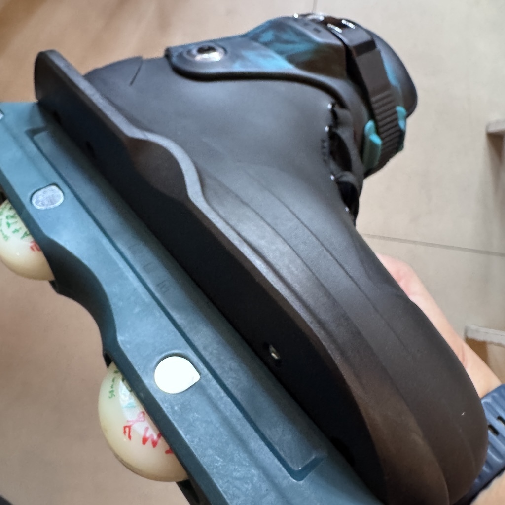 THEM - Moopi 909 Aggressive Inline Skates (901 Plates Upgrade)