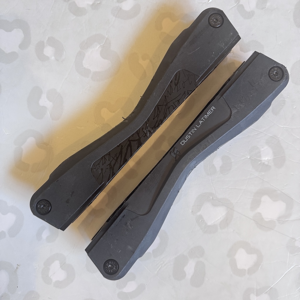 KIZER - Latimer Type-X Aggresive Inline Skate Frames (L / USED)