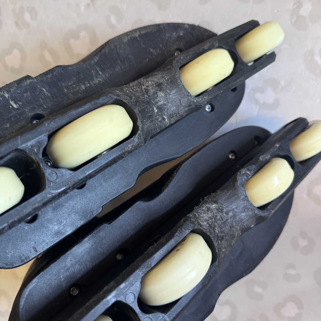 THEM - Black 909 Aggressive Inline Skates (L / USED)