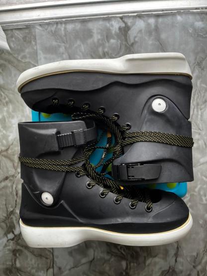 MESMER - Bolino Throne Aggressive Inline Skate Boots (USED / EU43-44)