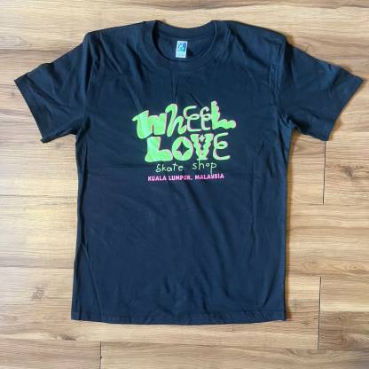 WHEEL LOVE - Typography Black Kids T-Shirt