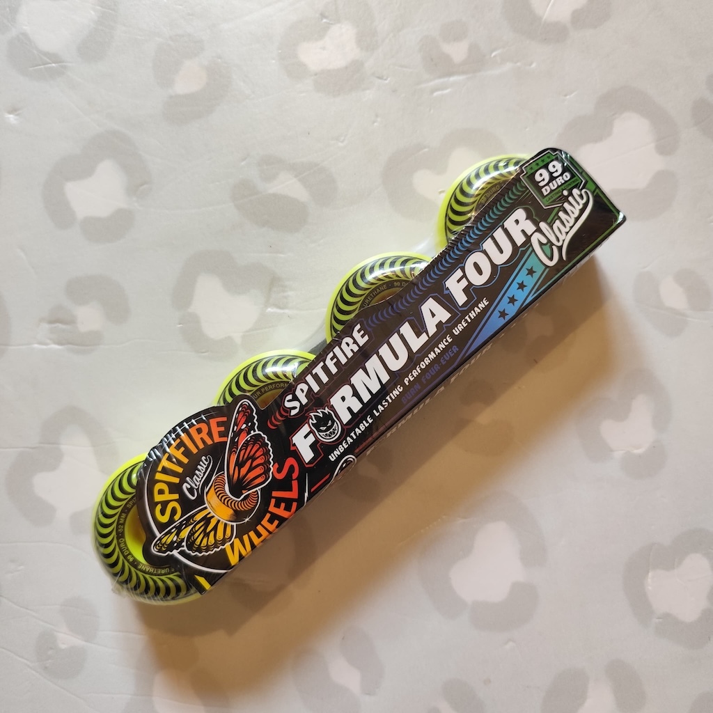 SPITFIRE - Fomula Four Chroma Classic Yellow 52mm/99 Skateboard Wheels