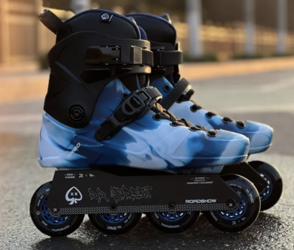 ROADSHOW - RR Street Urban Inline Skates
