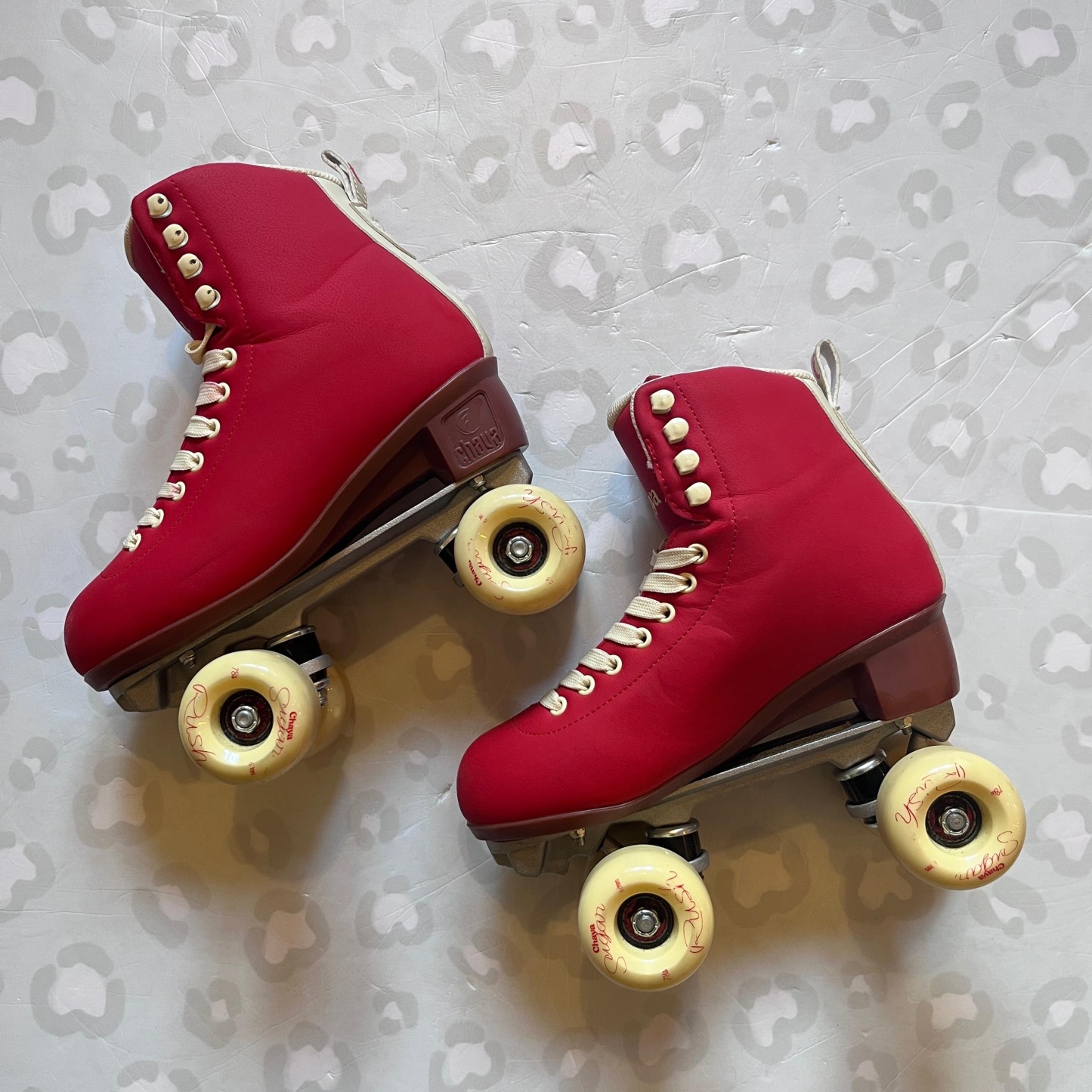 CHAYA - Melrose Deluxe Ruby Quad Roller Skates (EU40 / USED)