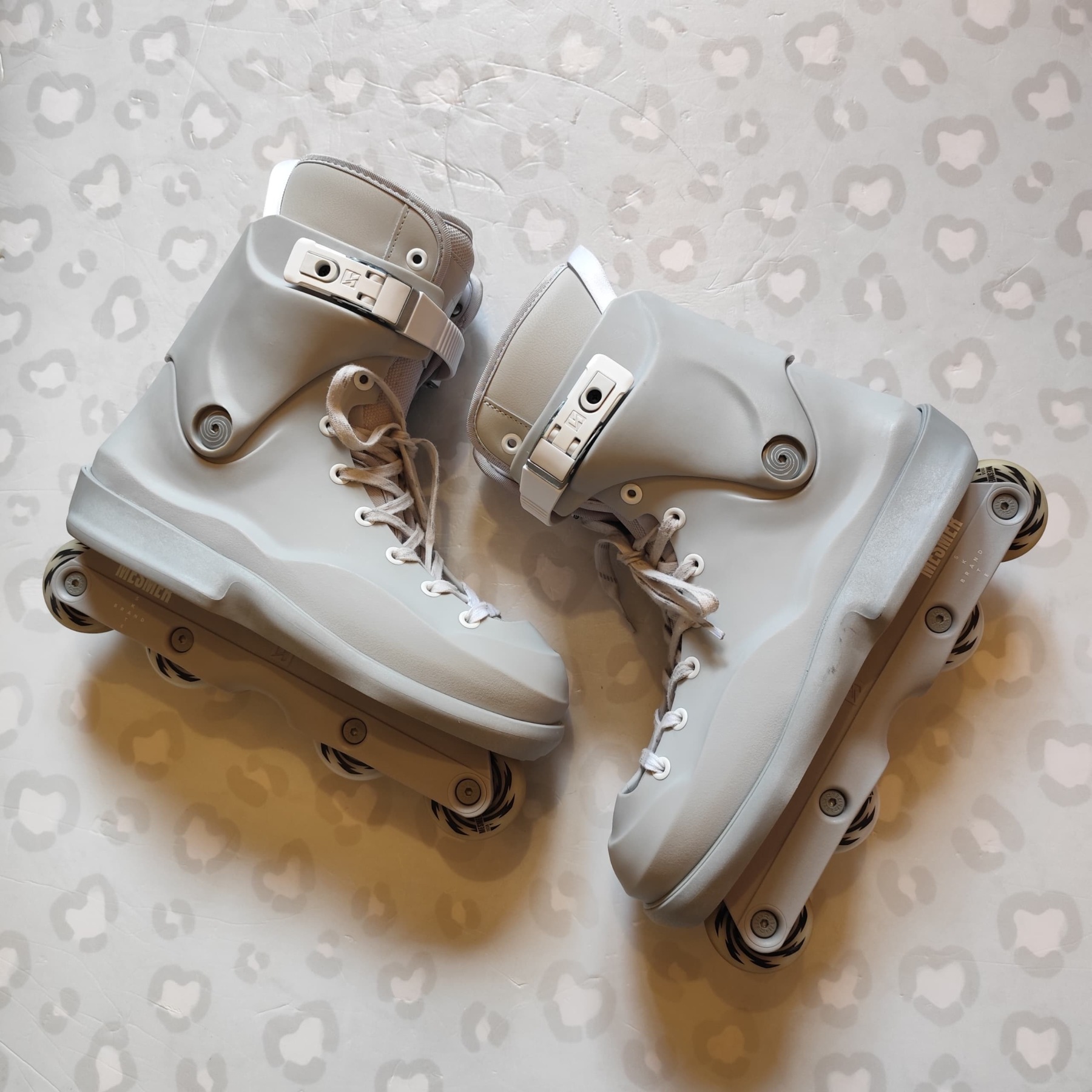 MESMER - TS3 Grey Complete Aggressive Inline Skates (EU46-47 / USED)