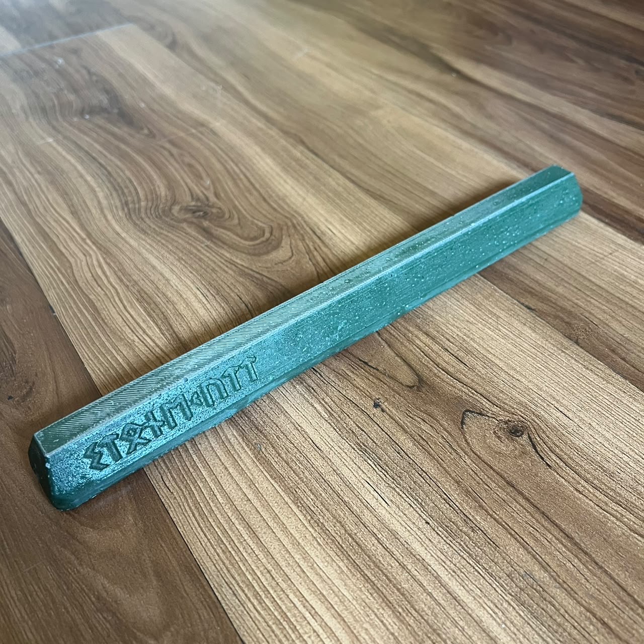 STONCUTT - Slappy (Flat Green With Relic) Classic Curb Concrete Fingerboard Obstacle