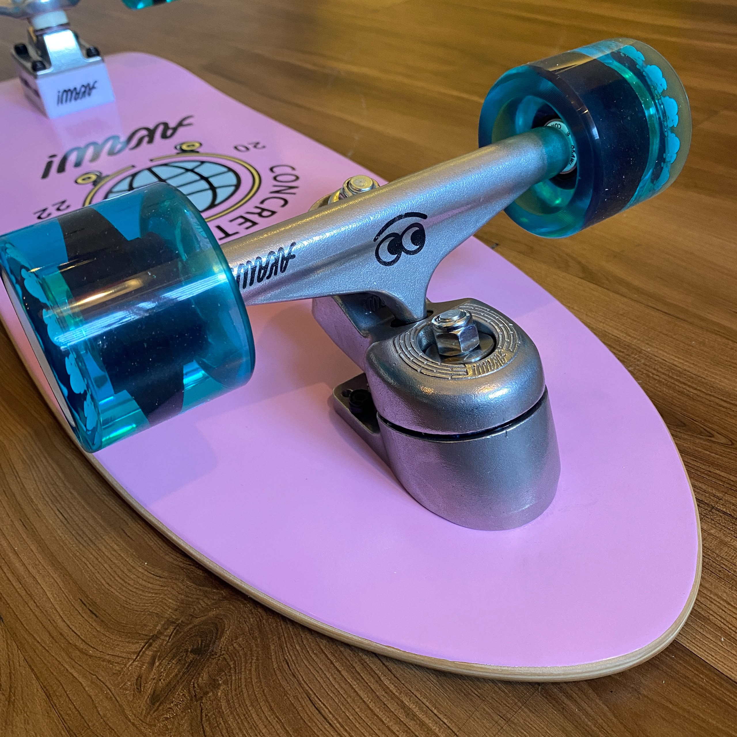 AKAW! - Concrete Beach  9.5" x 30"  Complete Surfskate Cruiser Skateboard 