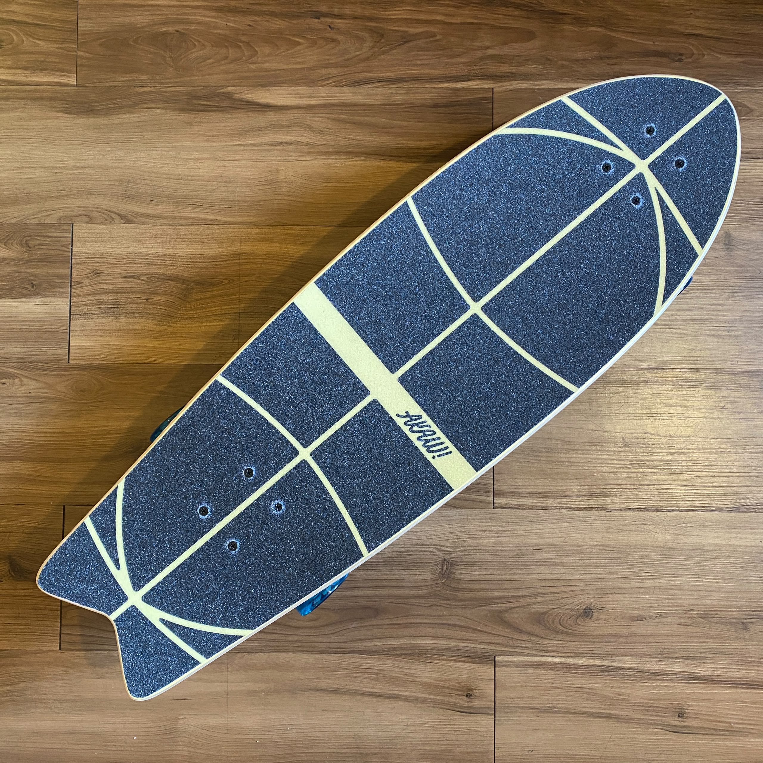 AKAW! - Concrete Beach  9.5" x 30"  Complete Surfskate Cruiser Skateboard 