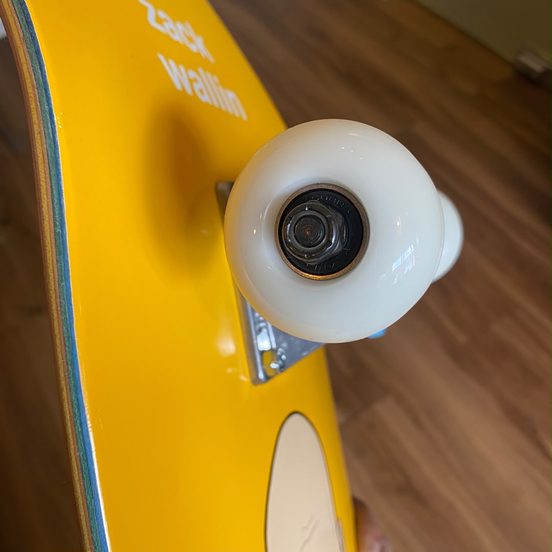 ENJOI - Body Slam Wallin 8.25" Complete Skateboard (Tensor Promo)