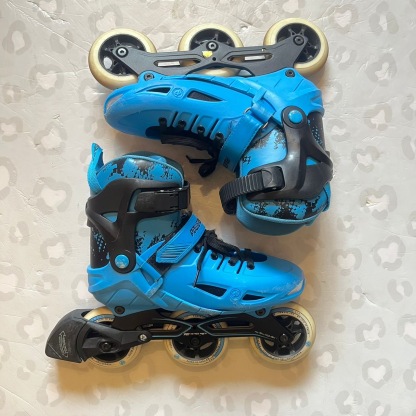 POWERSLIDE - Blue Phuzion Universe Kids Adjustable Inline Skates (EU37-40 / USED)