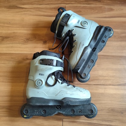 IQON - ACT Grey Aggressive Inline Skates (EU39-40 / USED)