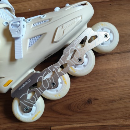 FLYING EAGLE - Beige FBS+ Avian Urban Inline Skates