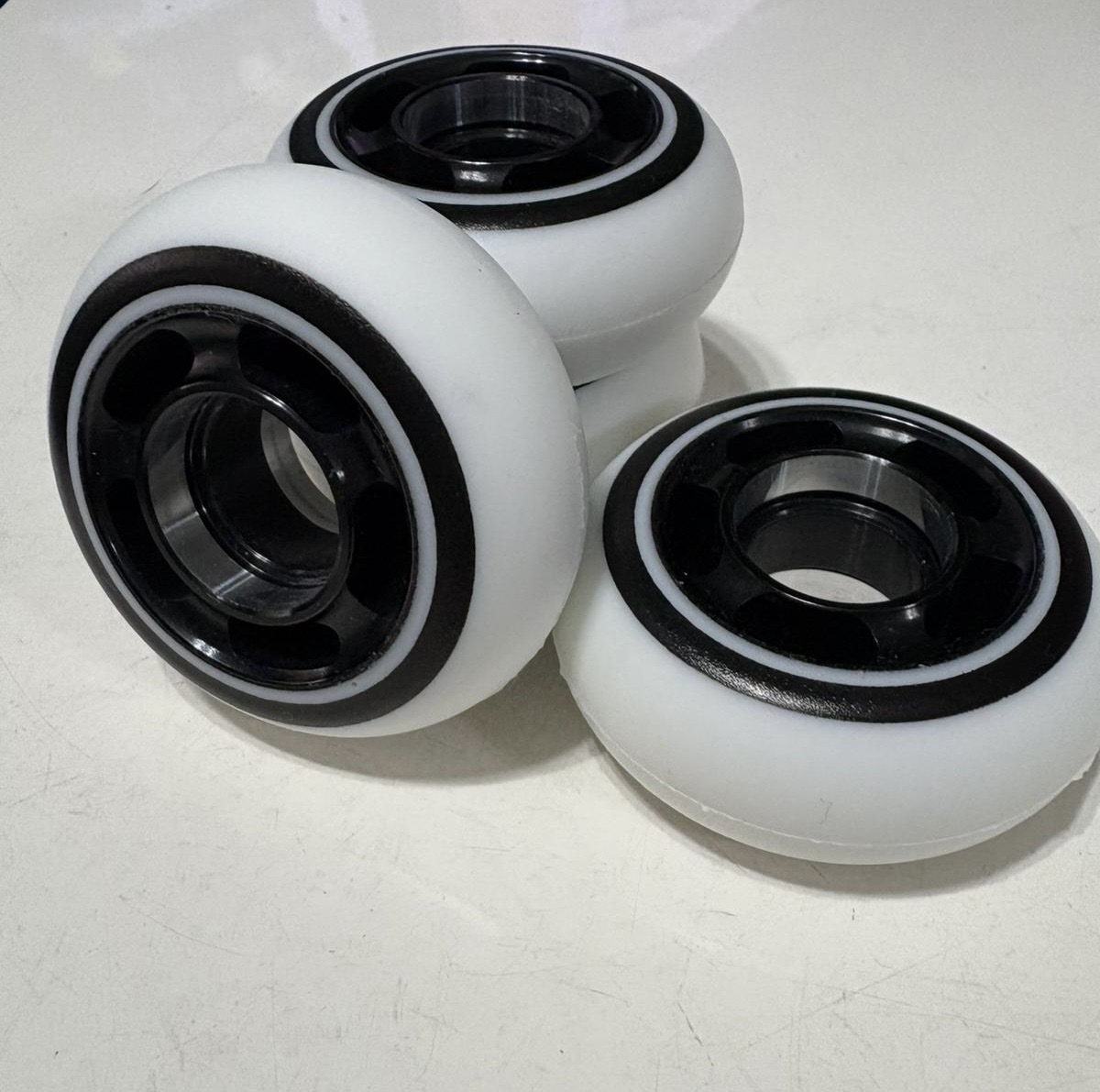 DAILY ROLLIN - 60mm/90 Aluminum Core Aggressive Inline Skate Wheels 