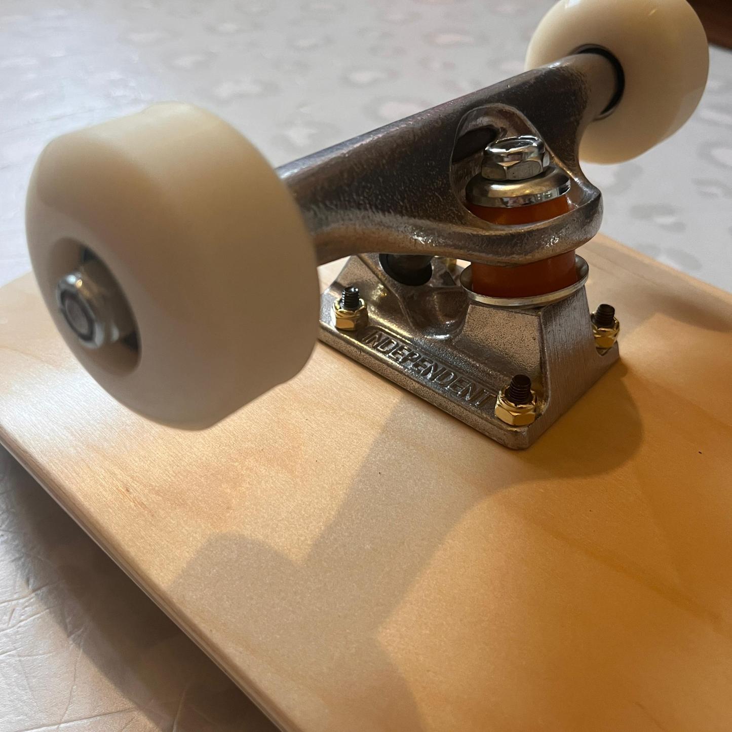 BLANK - Complete 8.0 "/ 8.25" Skateboard (Premium Independent & Mob Promo)