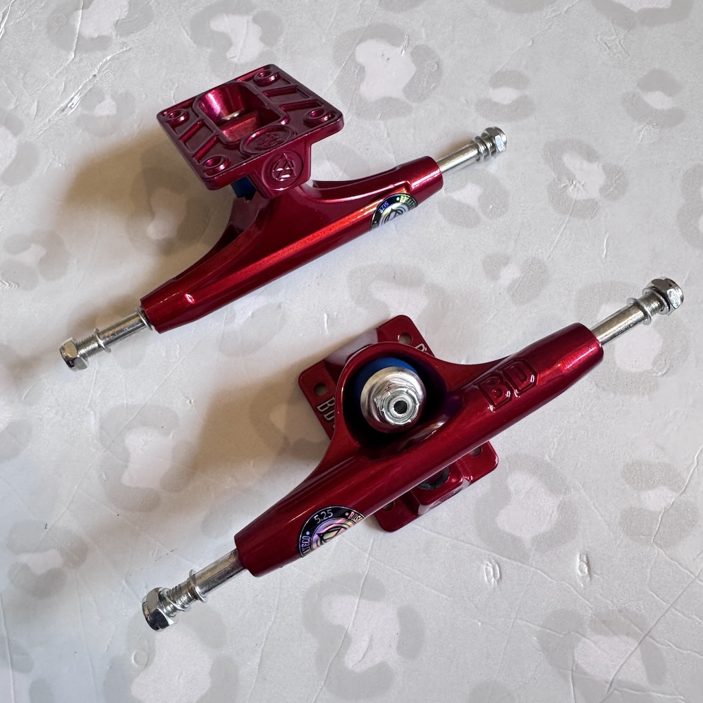 BD SKATE CO - Red Light 5.25" Skateboard Trucks