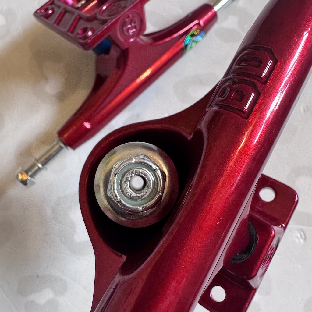 BD SKATE CO - Red Light 5.25" Skateboard Trucks