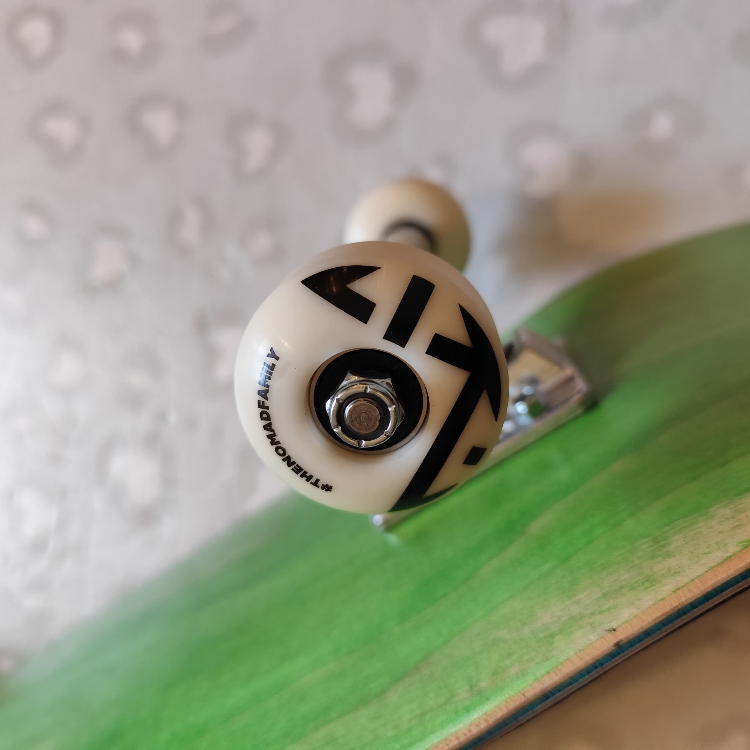 BLANK - Green 8.25" Complete Skateboard (Independent + BD Skate Co + Nomad Promo)