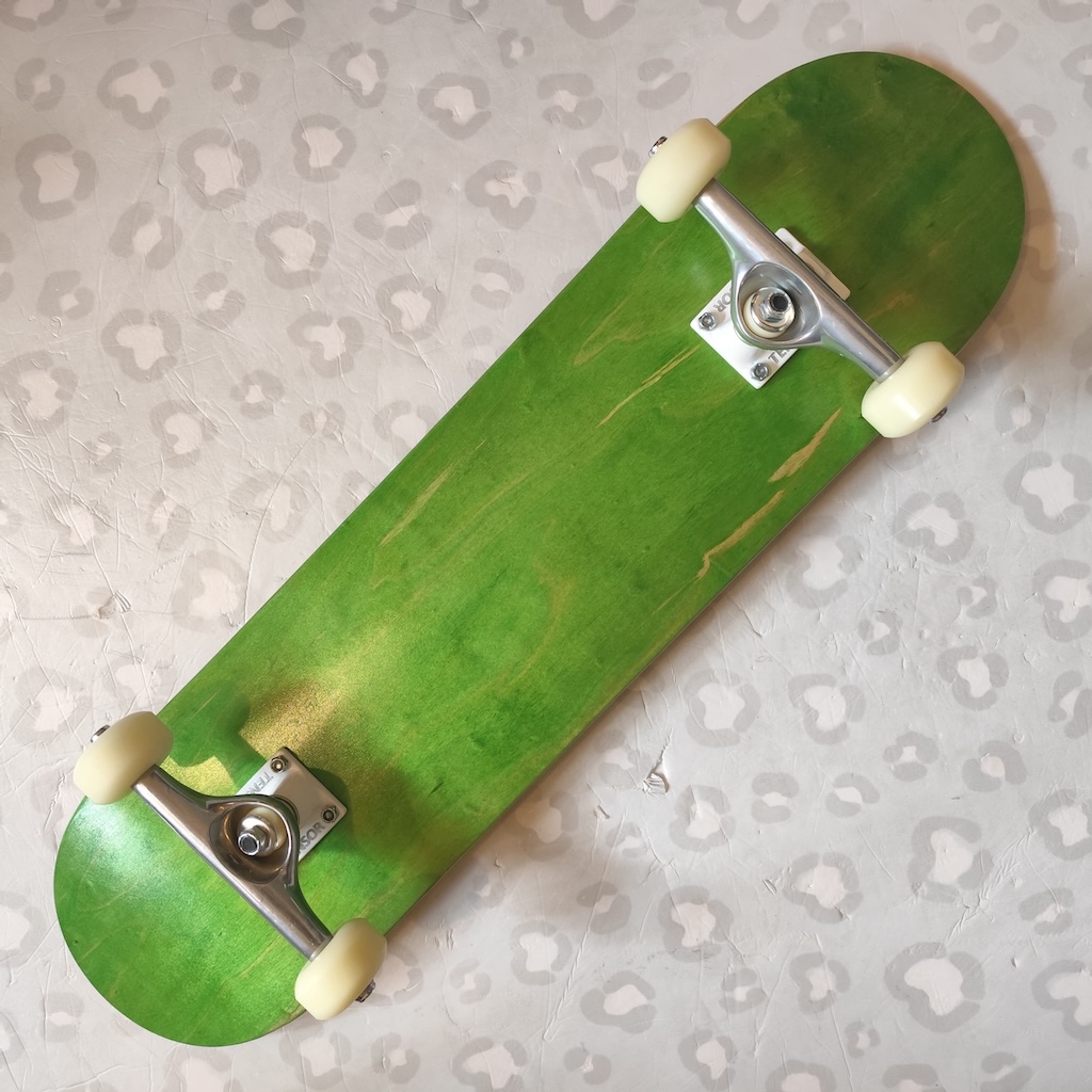 BLANK - Green (7.5" / 8.0" / 8.25") Complete Skateboard