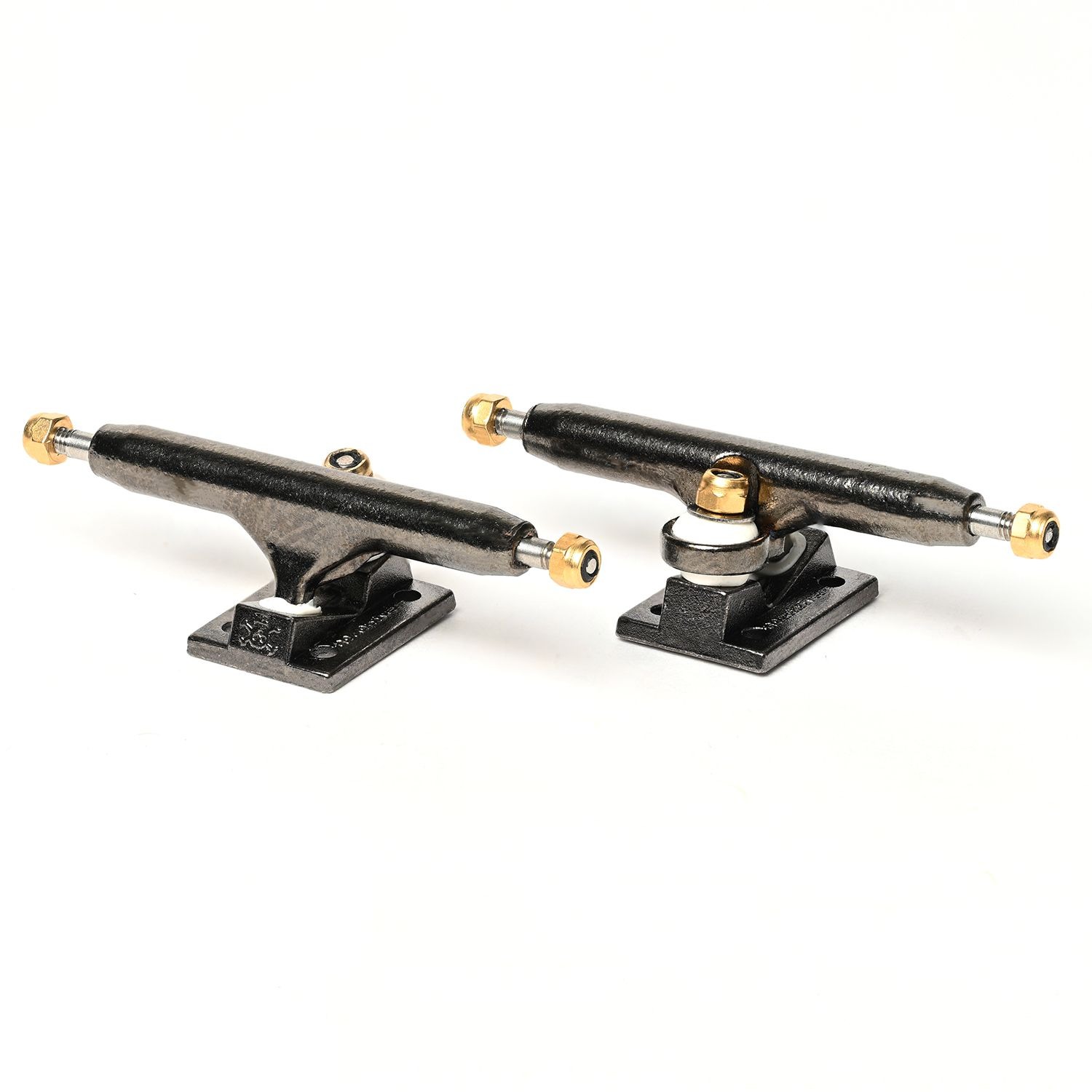 BLACKRIVER - Wide 3.0 34mm Fingerboarding Trucks (Black Base