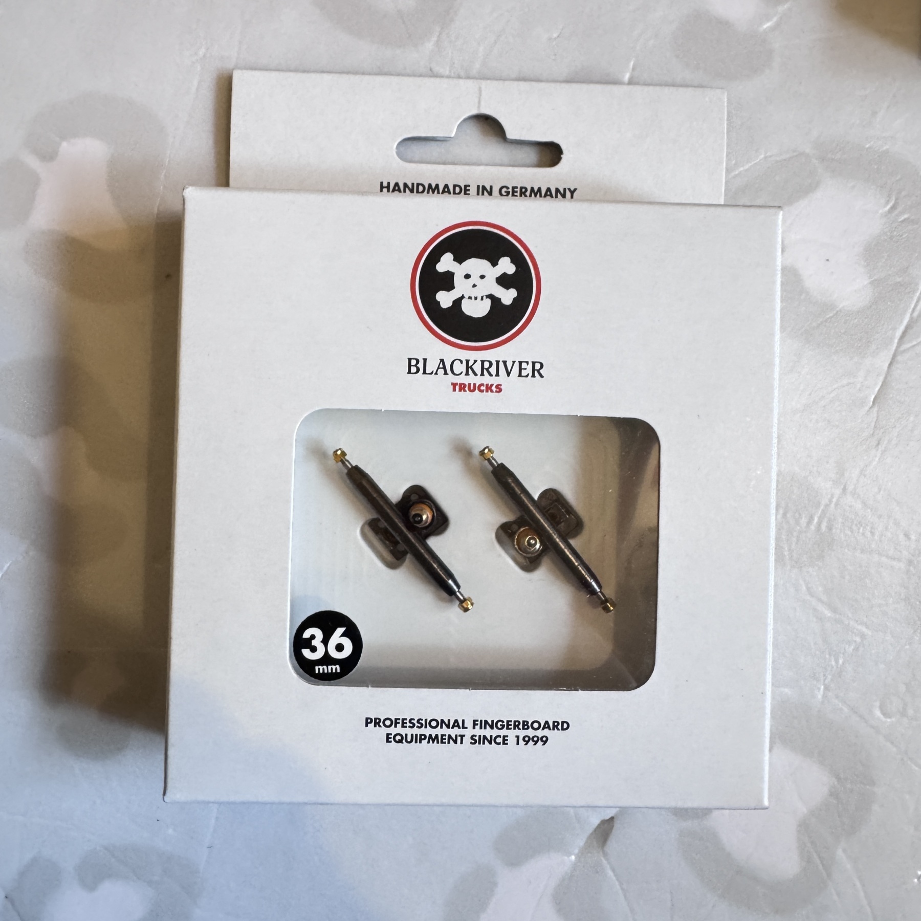 BLACKRIVER - Wide 3.0 36mm Fingerboarding Trucks (Various Colours)