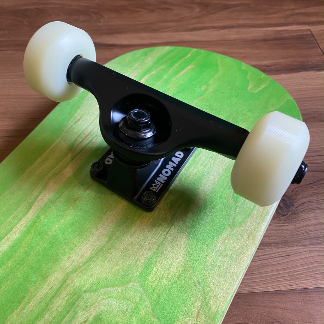 BLANK - Green 7.5" Complete Skateboard (Nomad, Shipwreck & Boardbasher Custom) 