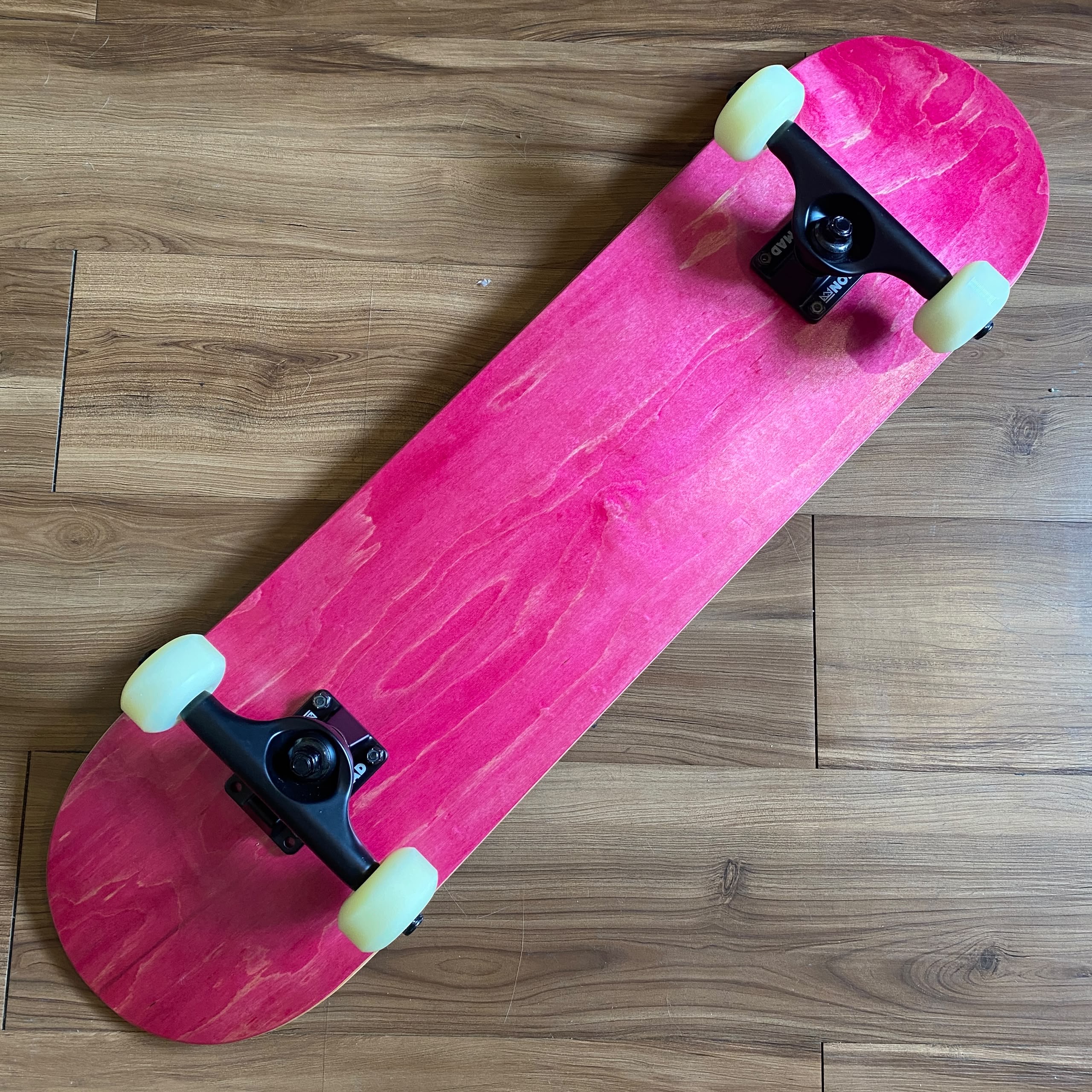 BLANK - Red 7.5" Complete Skateboard (Nomad, Shipwreck & Boardbasher Custom) 