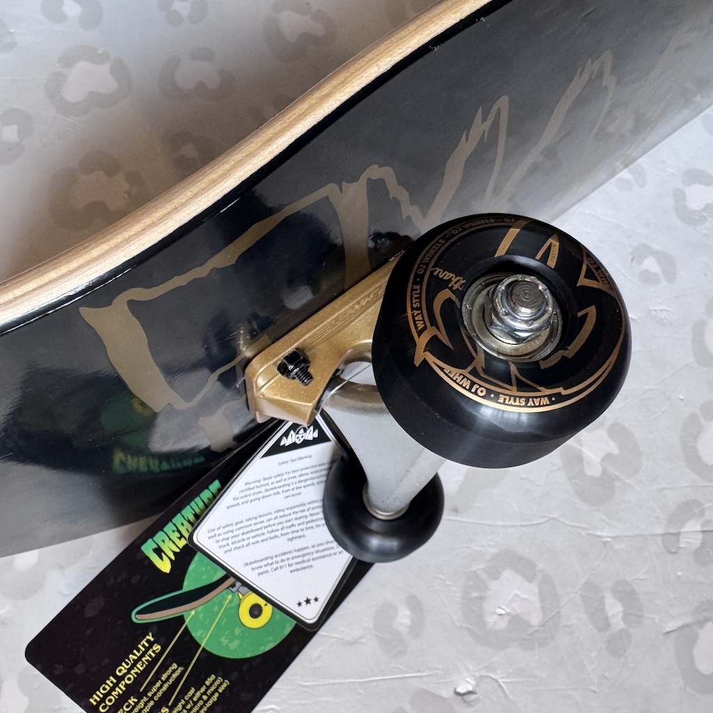 CREATURE - Logo Outline Black & Gold 8.25" Complete Skateboard