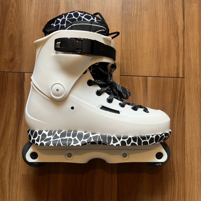 USD - Farmer Sway Aggressive Inline Skates (CLEARANCE PROMO!)