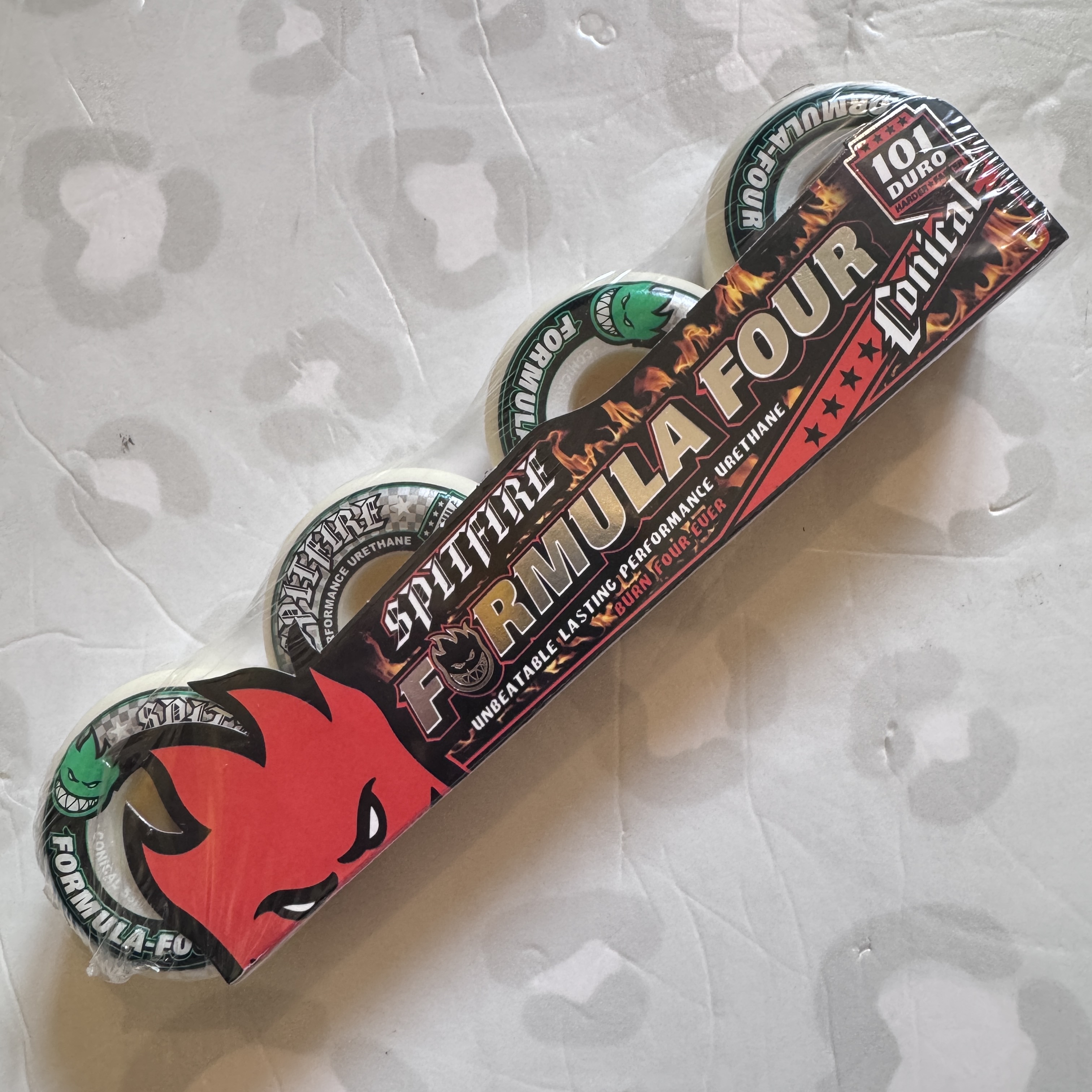 SPITFIRE - Formula Four Conical Green Print 53mm/101d Skateboard Wheels