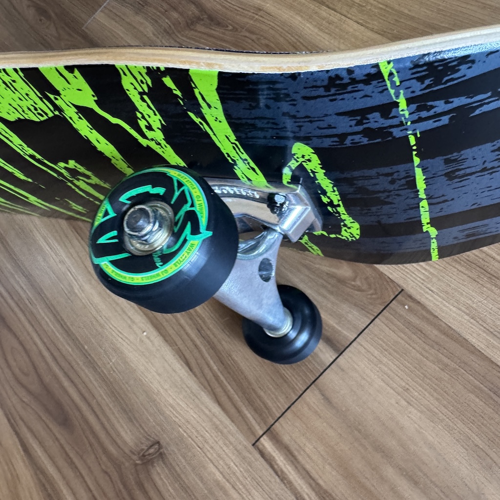 CREATURE - Tattered 8.25" Complete Skateboard