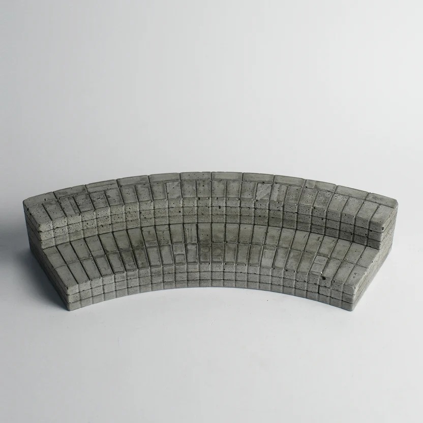STONECUTT - Curve Brick Bench (Natural Wash Relic) Concrete Fingerboard Obstacle, 