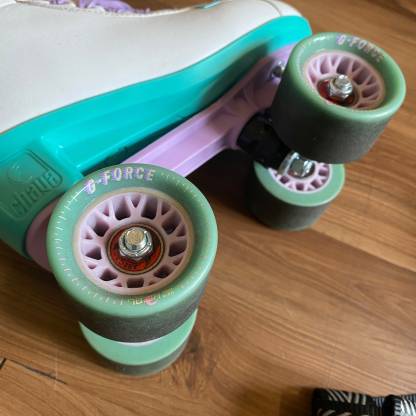 CHAYA - Melrose Teal Quad Roller Skates (EU38 / USED)