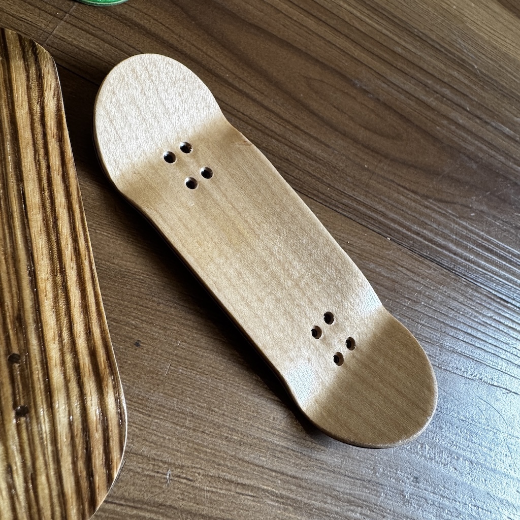 BLANK - 34mm Fingerboard Deck