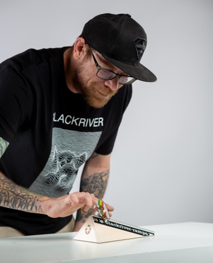 BLACKRIVER - Diamond Coping Polebank Fingerboard Obstacle