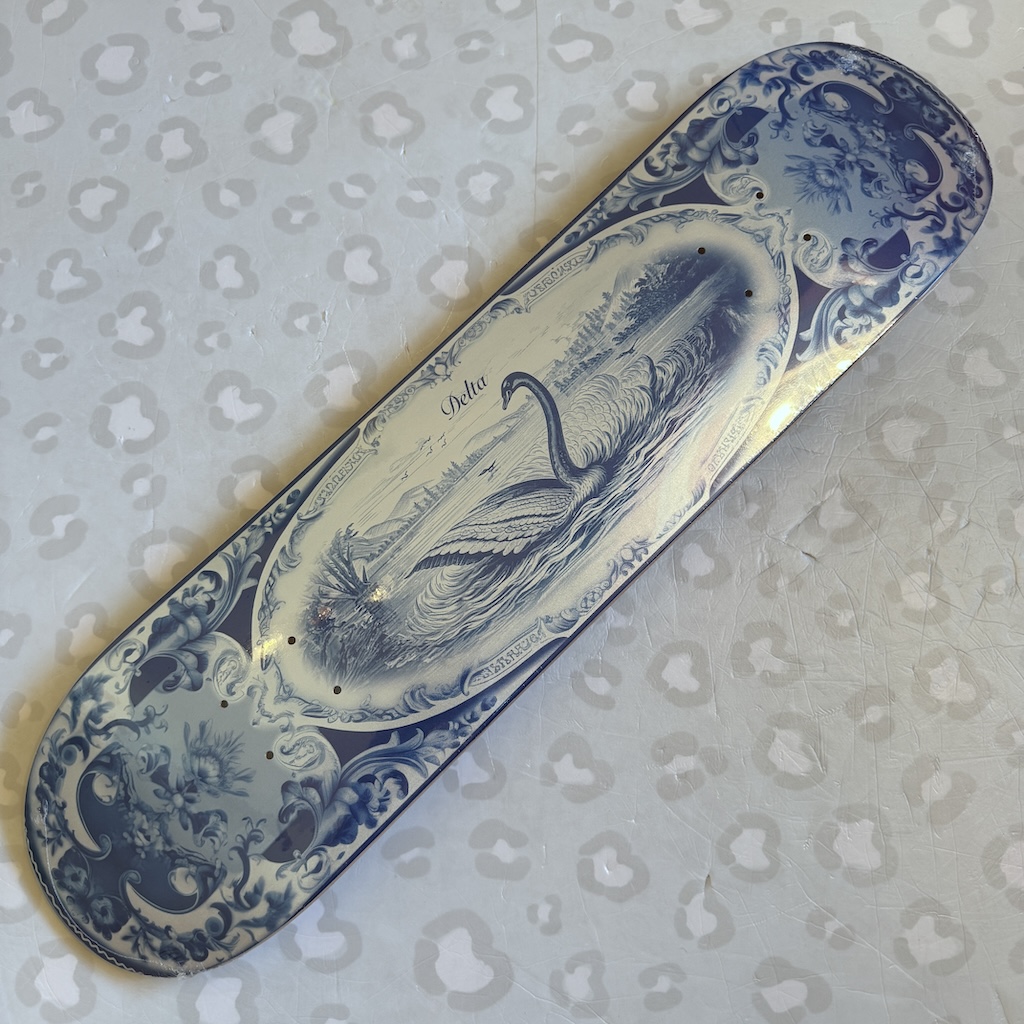 DELTA - Blue Dishes 7.75" Skateboard Deck