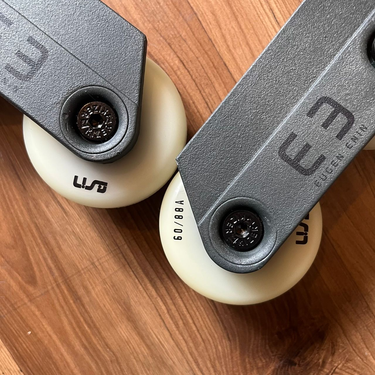 KIZER - Dark Grey Fluid V Enin Frameset